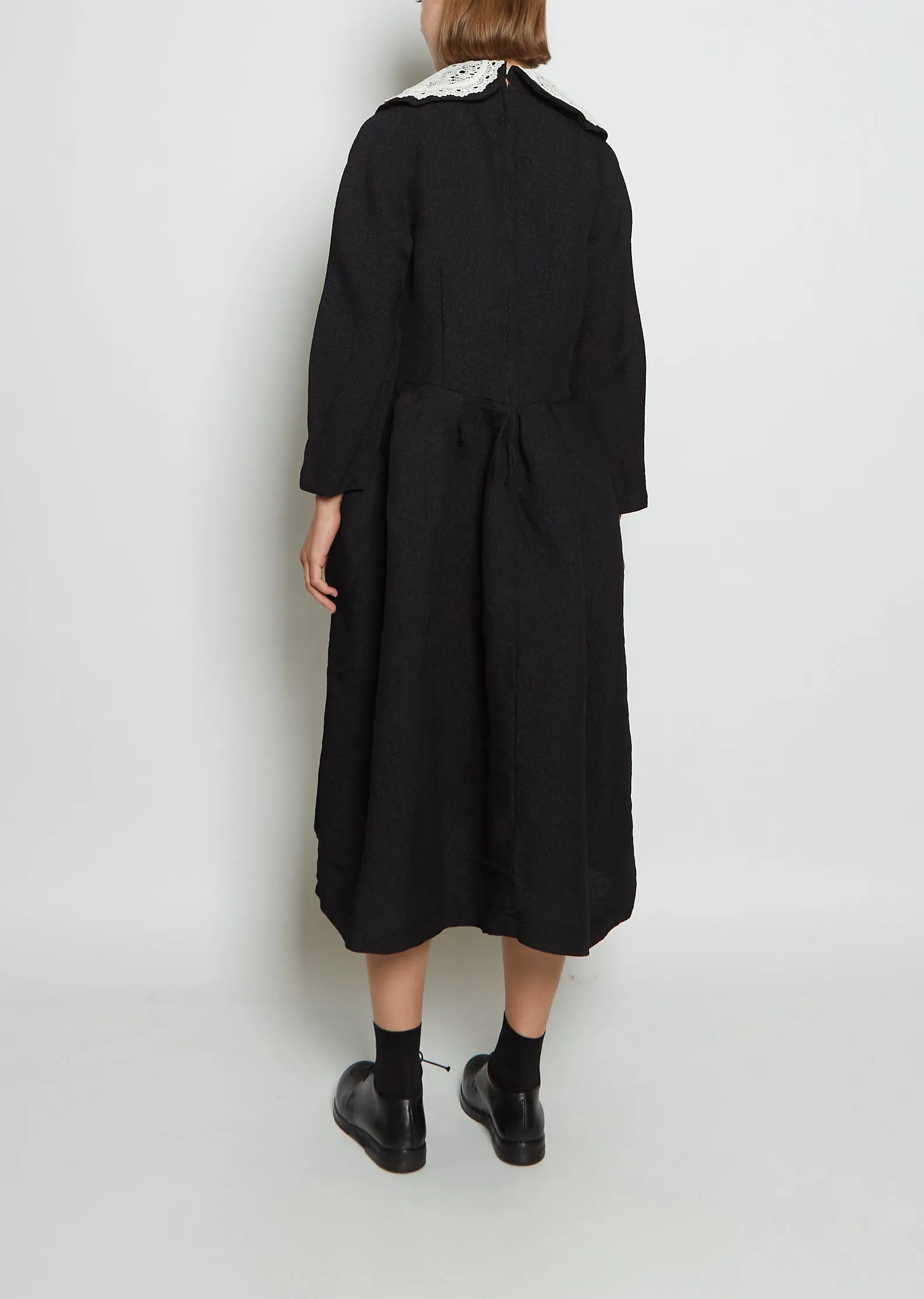 Lace Club Collar Textured Crepe Dress