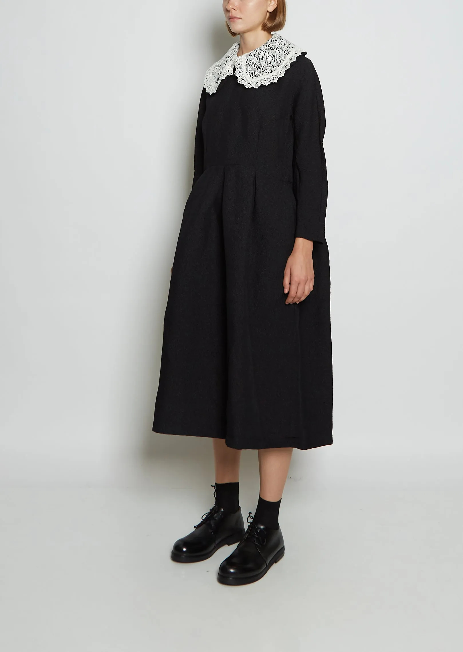 Lace Club Collar Textured Crepe Dress